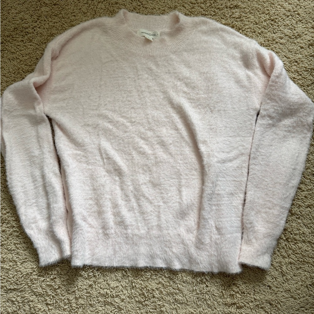 Women’s Soft Baby Pink Sweater